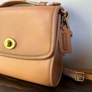 NWT Coach Leather Kip Turnlock Crossbody